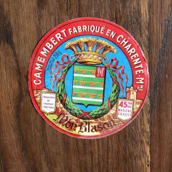 Camembert fabriqué en Charente-Mme - Mon Blason