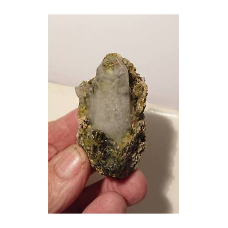 Quartz sur Epidote EP4 109g 66mm35mm