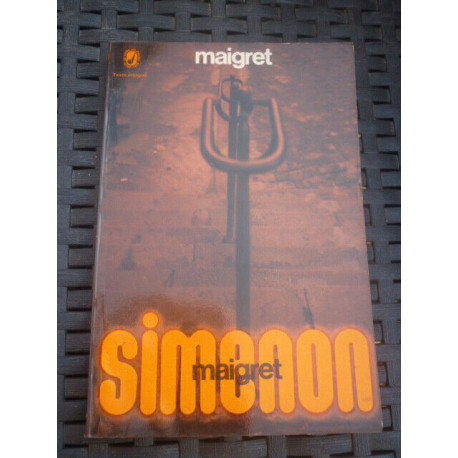 simenon MAIGRET LE LIVRE DE poche1971