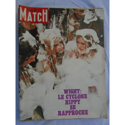 Magazine Paris Match - 1062 - septembre 1969 - le cyclone hippy se...