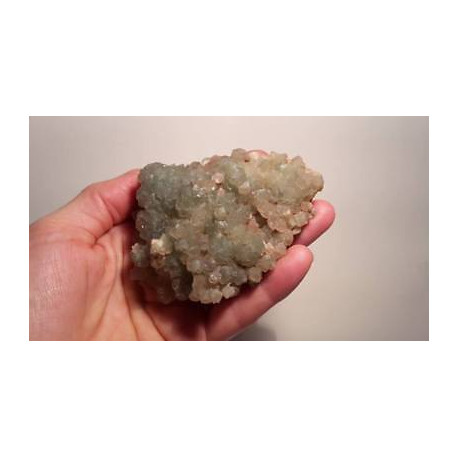 Prehnite imilchil maroc pr1 182 g 86mm73mm