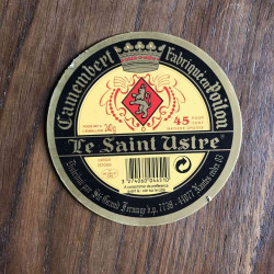 Camembert Fabriqué en Poiton Le Saint Ustre