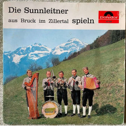 Die Sunnleitner aus Bruck im Zillertal spieln